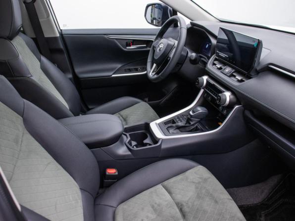 Toyota RAV4 V (XA50) с пробегом 2024 года, цена 4 060 000 рублей, 9400 км, внедорожник, Автокод Объявления