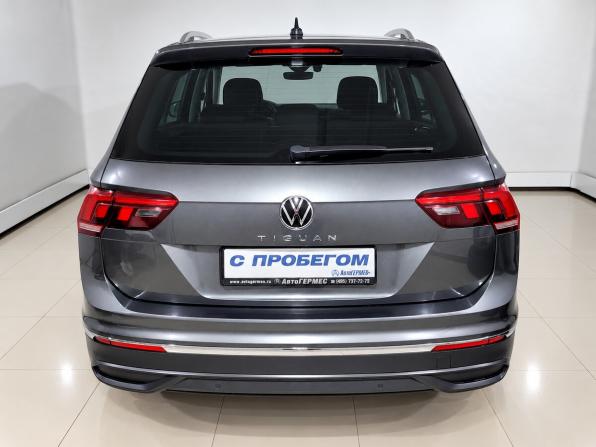Volkswagen Tiguan II Рестайлинг с пробегом 2021 года, цена 2 390 000 рублей, 114704 км, внедорожник, Автокод Объявления