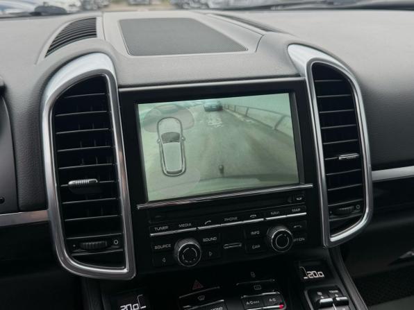 Porsche Cayenne II (958) с пробегом 2012 года, цена 2 090 000 рублей, 215231 км, внедорожник, Автокод Объявления