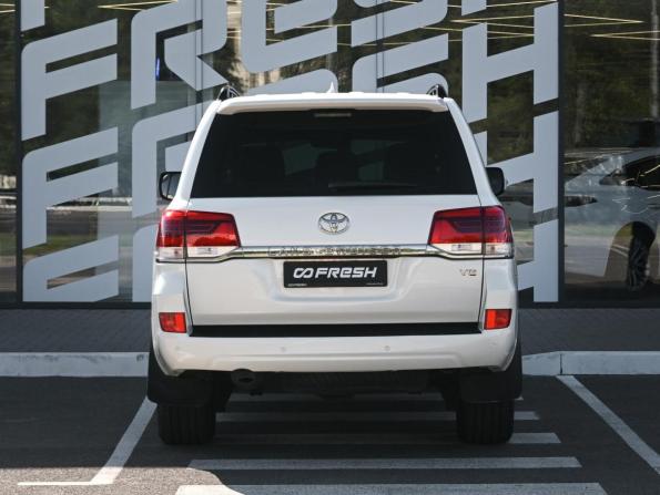 Toyota Land Cruiser 200 Series Рестайлинг 2 с пробегом 2020 года, цена 7 519 000 рублей, 160884 км, внедорожник, Автокод Объявления