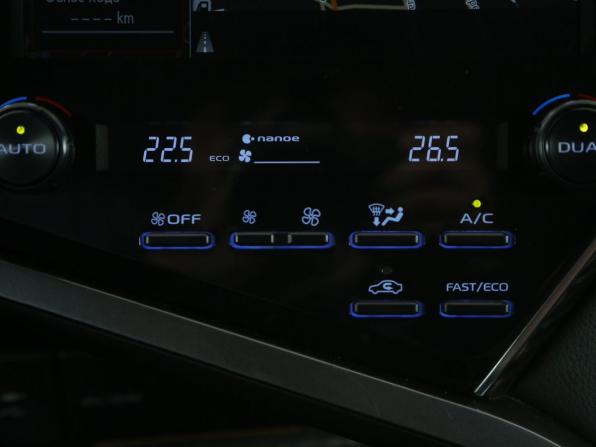 Toyota Camry VIII (XV70) с пробегом 2020 года, цена 2 295 000 рублей, 227000 км, седан, Автокод Объявления