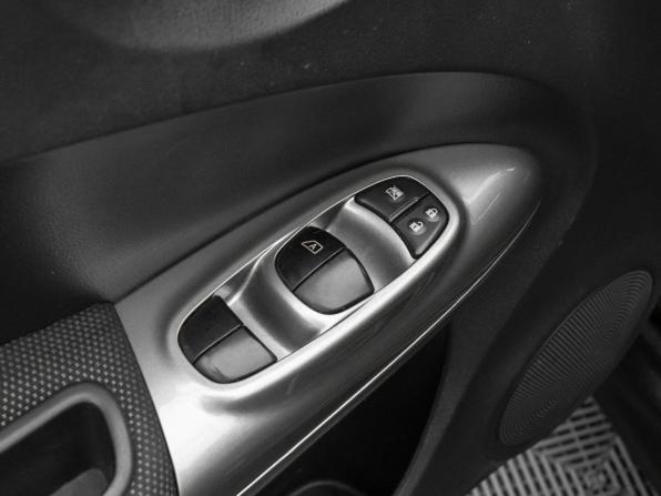 Nissan Juke I с пробегом 2013 года, цена 995 000 рублей, 143196 км, внедорожник, Автокод Объявления