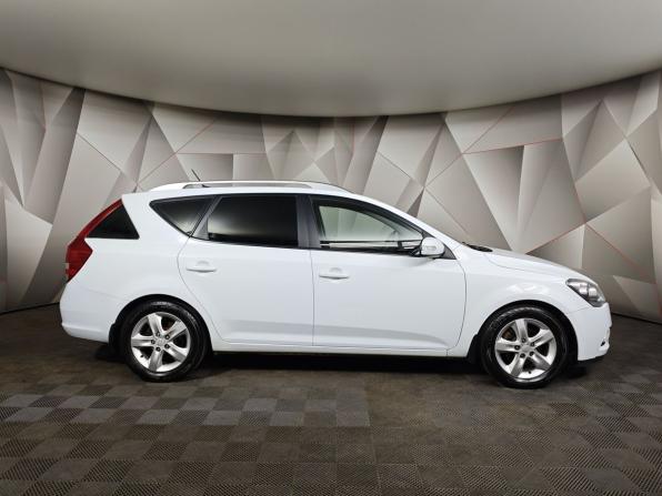 Kia Ceed I Рестайлинг с пробегом 2011 года, цена 698 000 рублей, 203471 км, универсал, Автокод Объявления