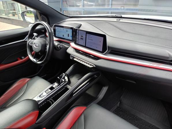 Geely Coolray I Рестайлинг с пробегом 2023 года, цена 1 988 000 рублей, 88100 км, внедорожник, Автокод Объявления