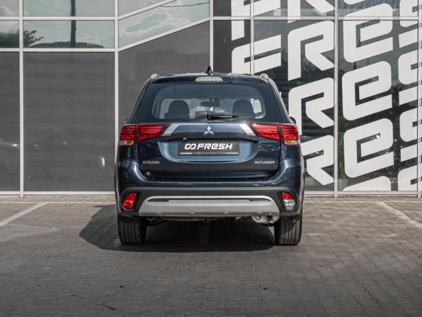 Mitsubishi Outlander III Рестайлинг 3 с пробегом 2020 года, цена 2 200 000 рублей, 112175 км, внедорожник, Автокод Объявления