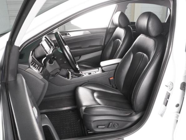 Hyundai Sonata VII (LF) Рестайлинг с пробегом 2019 года, цена 2 289 000 рублей, 114960 км, седан, Автокод Объявления