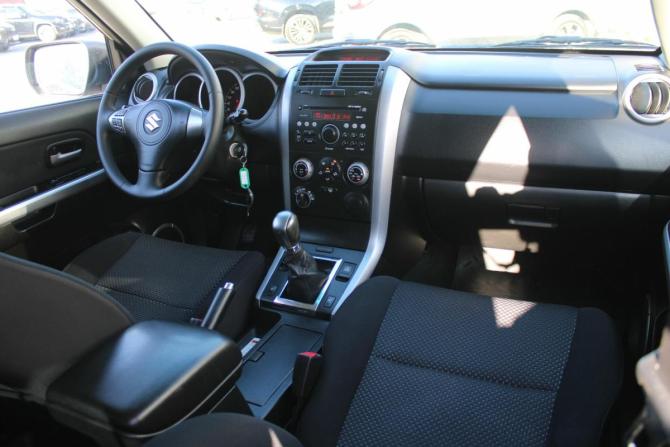 Suzuki Grand Vitara II Рестайлинг с пробегом 2008 года, цена 895 000 рублей, 221000 км, внедорожник, Автокод Объявления