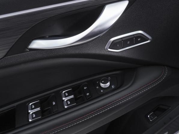 Geely Tugella I Рестайлинг с пробегом 2022 года, цена 2 830 000 рублей, 72956 км, внедорожник, Автокод Объявления