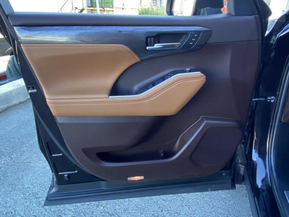 Toyota Highlander IV (XU70) с пробегом 2021 года, цена 4 474 000 рублей, 134296 км, внедорожник, Автокод Объявления