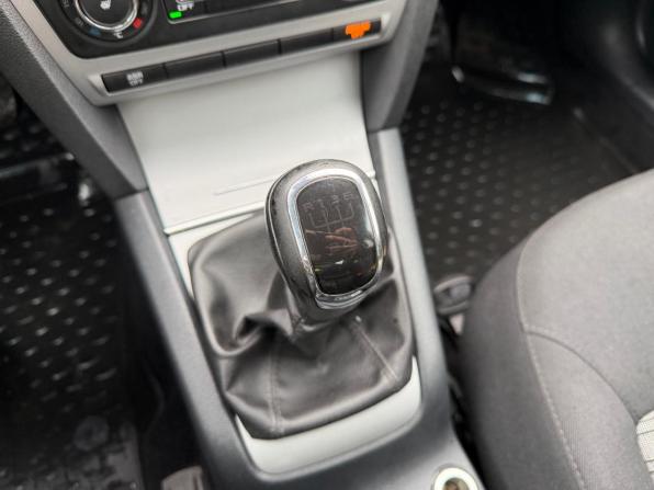Skoda Octavia II (A5) Рестайлинг с пробегом 2013 года, цена 930 000 рублей, 178619 км, лифтбек, Автокод Объявления