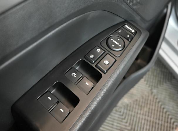 Hyundai Avante VI Рестайлинг с пробегом 2019 года, цена 1 900 000 рублей, 38964 км, седан, Автокод Объявления