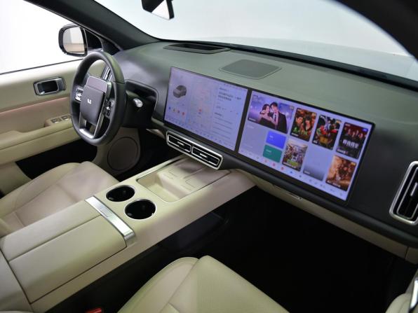 Li Auto (Lixiang) L6 с пробегом 2025 года, цена 6 190 000 рублей, 28825 км, внедорожник, Автокод Объявления