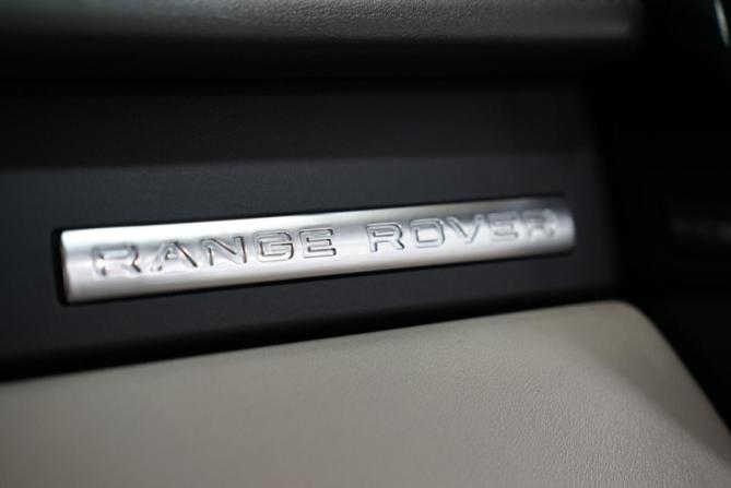Land Rover Range Rover III Рестайлинг 2 с пробегом 2011 года, цена 1 344 000 рублей, 315571 км, внедорожник, Автокод Объявления