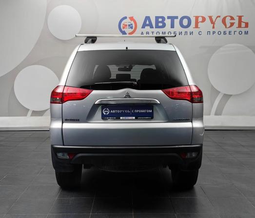 Mitsubishi Pajero Sport II Рестайлинг с пробегом 2013 года, цена 1 349 000 рублей, 231380 км, внедорожник, Автокод Объявления