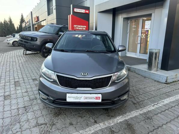 Kia Rio III Рестайлинг с пробегом 2016 года, цена 985 950 рублей, 170734 км, седан, Автокод Объявления