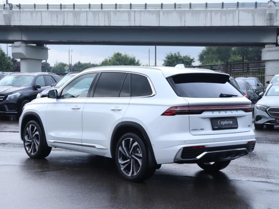 Geely Monjaro I Москва  - изображение 8