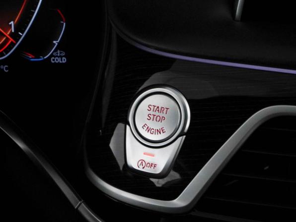 BMW 7 серии VI (G11/G12) Рестайлинг с пробегом 2019 года, цена 5 997 077 рублей, 102005 км, седан, Автокод Объявления