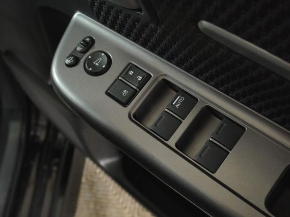 Honda Stepwgn V с пробегом 2015 года, цена 1 717 000 рублей, 164633 км, минивэн, Автокод Объявления
