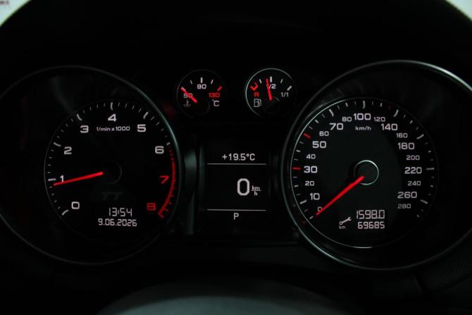 Audi TT II (8J) Рестайлинг с пробегом 2013 года, цена 1 350 000 рублей, 69684 км, купе, Автокод Объявления