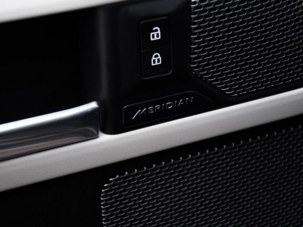 Land Rover Defender II с пробегом 2020 года, цена 4 498 000 рублей, 78007 км, внедорожник, Автокод Объявления