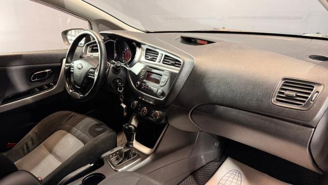 Kia Ceed II с пробегом 2012 года, цена 1 300 000 рублей, 124672 км, хэтчбек, Автокод Объявления