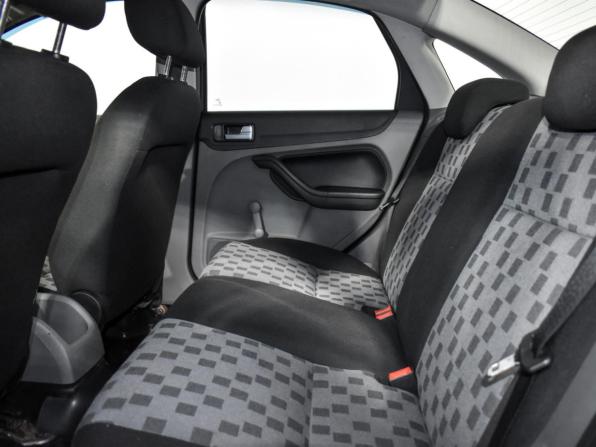 Ford Focus II Рестайлинг с пробегом 2008 года, цена 369 000 рублей, 272095 км, седан, Автокод Объявления