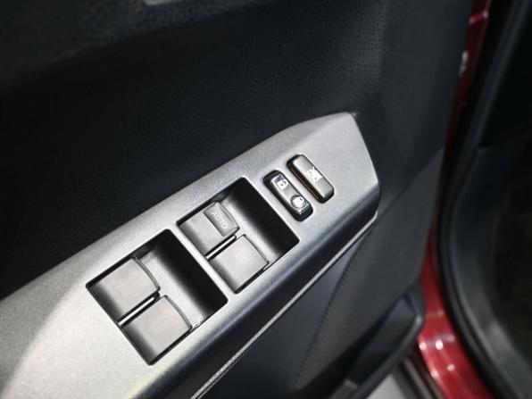 Toyota RAV4 IV (XA40) Рестайлинг с пробегом 2015 года, цена 2 129 900 рублей, 96027 км, внедорожник, Автокод Объявления