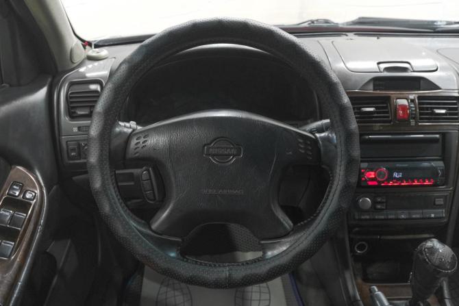 Nissan Maxima V (A33) с пробегом 2001 года, цена 249 000 рублей, 310000 км, седан, Автокод Объявления