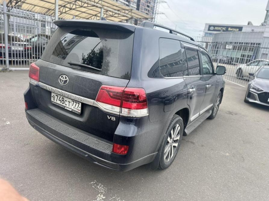 Toyota Land Cruiser 200 Series Рестайлинг 2 Москва  - изображение 3