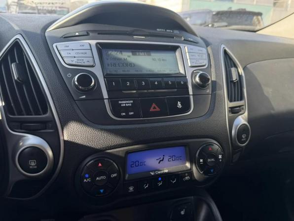 Hyundai ix35 I с пробегом 2011 года, цена 880 000 рублей, 180000 км, внедорожник, Автокод Объявления