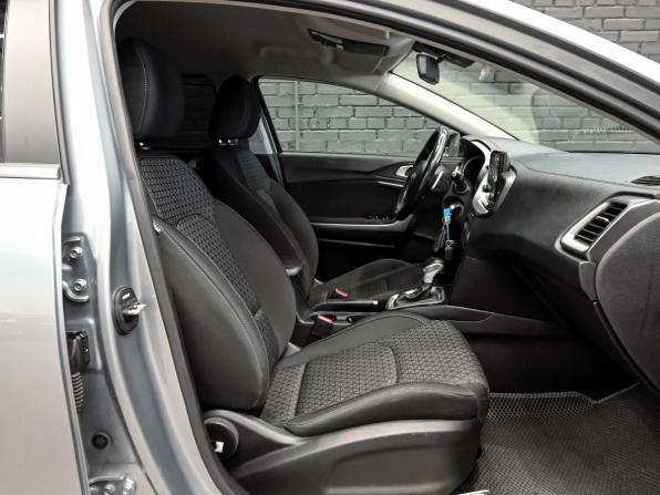 Kia Ceed III с пробегом 2020 года, цена 2 050 000 рублей, 112804 км, универсал, Автокод Объявления