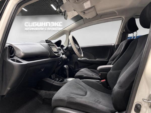 Honda Fit II с пробегом 2011 года, цена 850 000 рублей, 114650 км, хэтчбек, Автокод Объявления