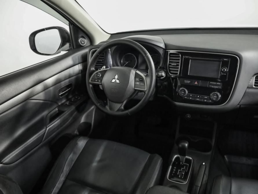 Mitsubishi Outlander III Санкт-Петербург  - изображение 9