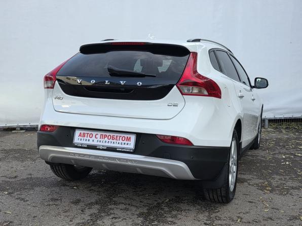 Volvo V40 Cross Country I с пробегом 2015 года, цена 1 350 000 рублей, 126644 км, хэтчбек, Автокод Объявления