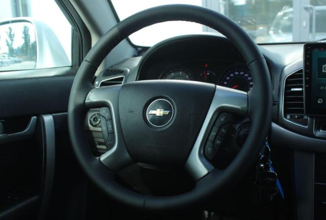 Chevrolet Captiva I Рестайлинг с пробегом 2013 года, цена 980 000 рублей, 250463 км, внедорожник, Автокод Объявления