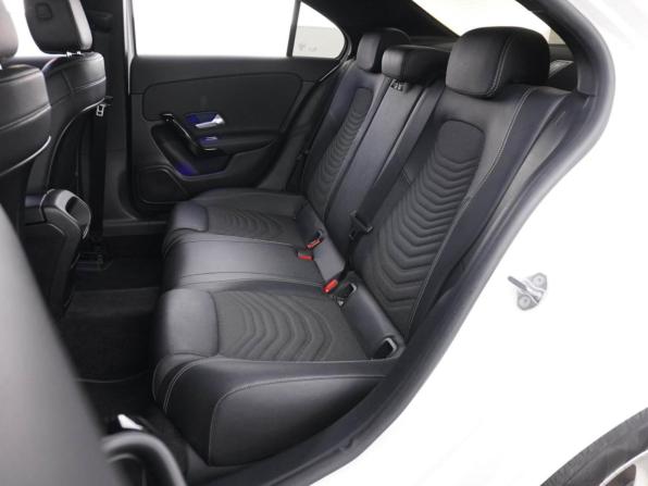 Mercedes-Benz A-Класс IV (W177) с пробегом 2019 года, цена 2 322 444 рубля, 108861 км, седан, Автокод Объявления