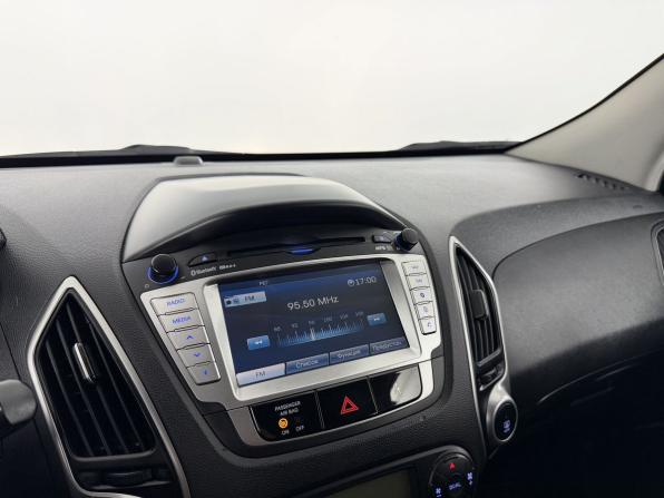 Hyundai ix35 I с пробегом 2011 года, цена 1 150 000 рублей, 180000 км, внедорожник, Автокод Объявления