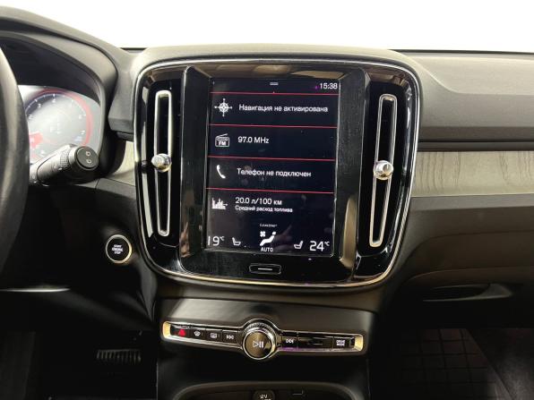 Volvo XC40 I с пробегом 2021 года, цена 3 350 000 рублей, 72776 км, внедорожник, Автокод Объявления