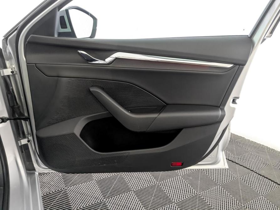 Skoda Octavia IV (A8) Москва  - изображение 24
