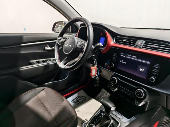Kia Rio IV Рестайлинг с пробегом 2022 года, цена 1 812 500 рублей, 38314 км, седан, Автокод Объявления