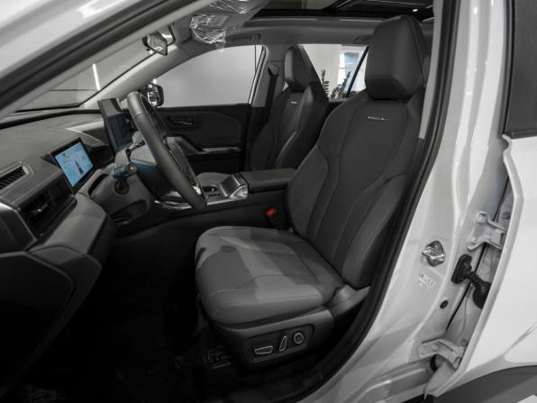 Toyota RAV4 VI (XA60) с пробегом 2025 года, цена 4 000 000 рублей, 50 км, внедорожник, Автокод Объявления