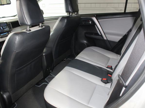 Toyota RAV4 IV (XA40) Рестайлинг с пробегом 2018 года, цена 3 180 000 рублей, 134000 км, внедорожник, Автокод Объявления