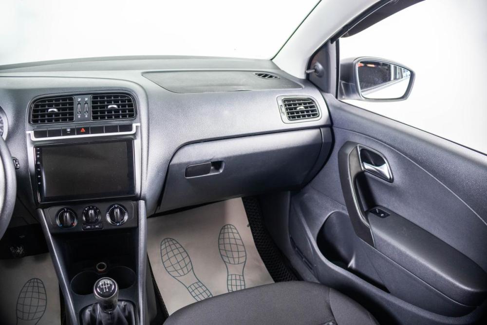 Volkswagen Polo V Рестайлинг Пермь  - изображение 14