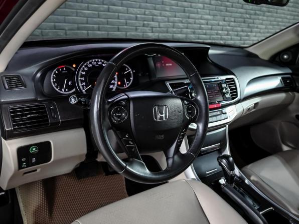 Honda Accord IX с пробегом 2013 года, цена 1 980 000 рублей, 89014 км, седан, Автокод Объявления