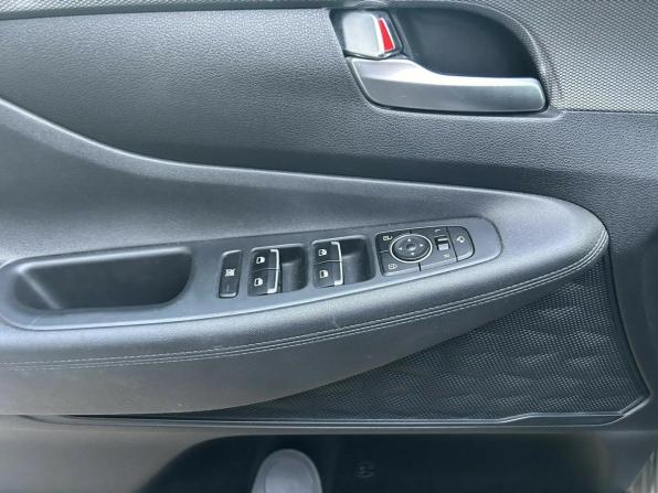 Hyundai Santa Fe IV с пробегом 2019 года, цена 3 450 000 рублей, 79508 км, внедорожник, Автокод Объявления