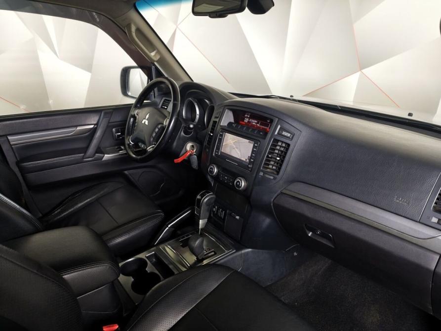 Mitsubishi Pajero IV Рестайлинг 1 Москва  - изображение 13
