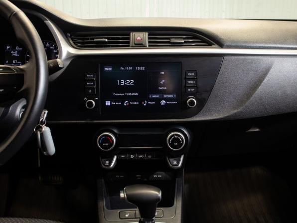 Kia Rio IV Рестайлинг с пробегом 2021 года, цена 1 890 000 рублей, 57999 км, седан, Автокод Объявления