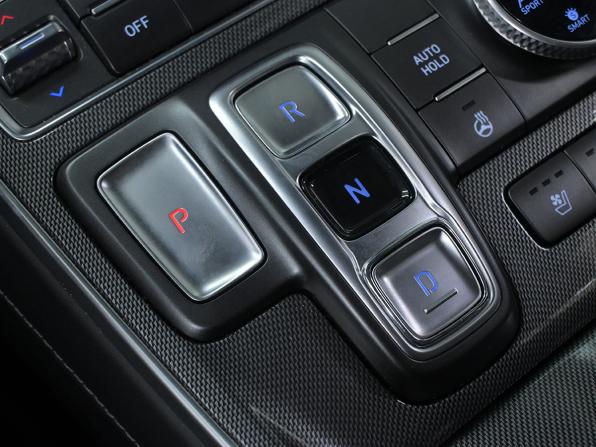 Hyundai Santa Fe IV Рестайлинг с пробегом 2021 года, цена 3 990 000 рублей, 24420 км, внедорожник, Автокод Объявления