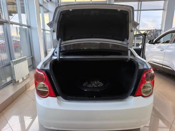 Chevrolet Aveo II с пробегом 2014 года, цена 429 000 рублей, 215000 км, седан, Автокод Объявления