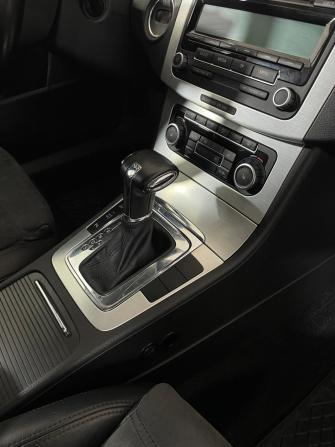 Volkswagen Passat B6 с пробегом 2010 года, цена 899 000 рублей, 197440 км, седан, Автокод Объявления